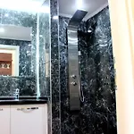 Venus 3*