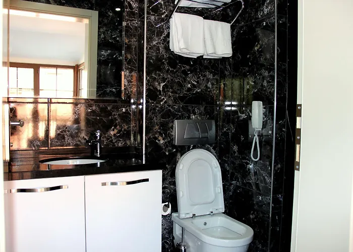 Venus Hotel 3*