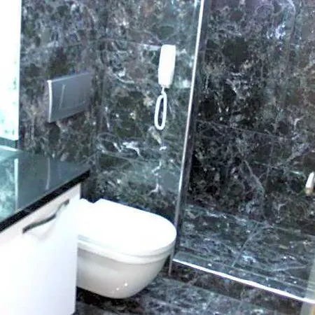 Venus Hotel 3*