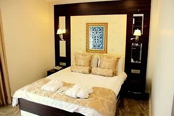 Venus Hotell 3*