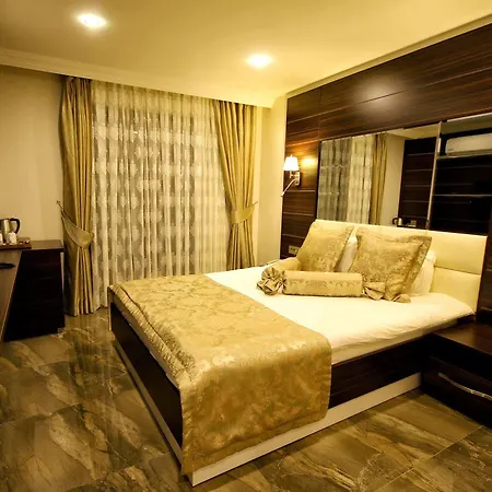Venus Hotell 3*