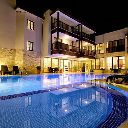 Venus Hotell 3*